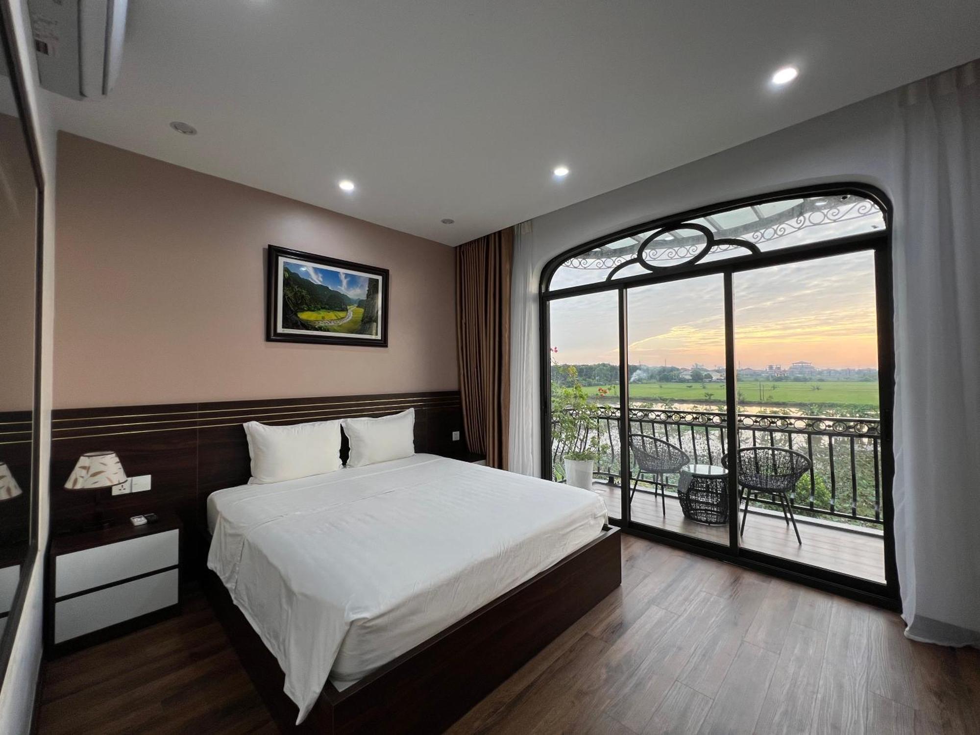 Lotus Hotel Ninh Binh Exterior foto